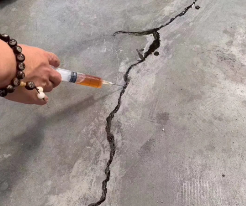 枞阳混凝土裂缝修补技术详解​